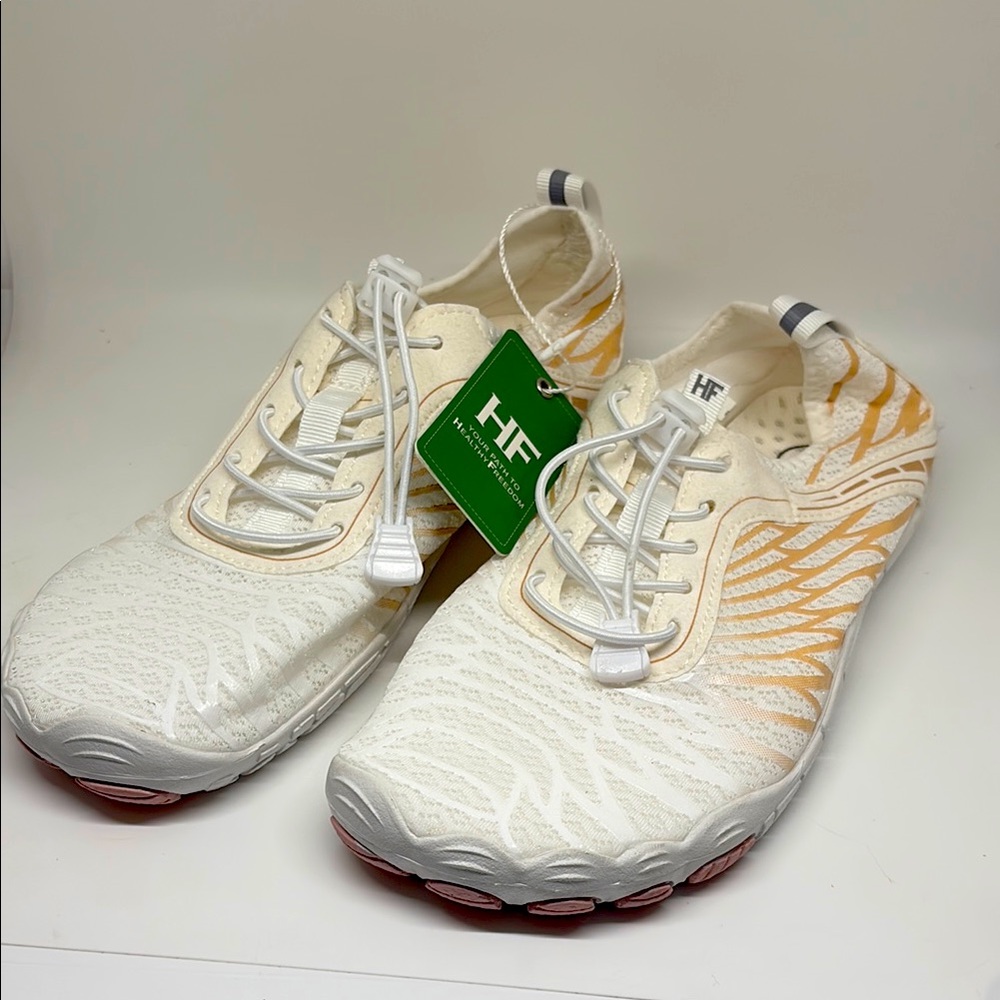 HF Barefoot Sneakers White and Peach 8.5